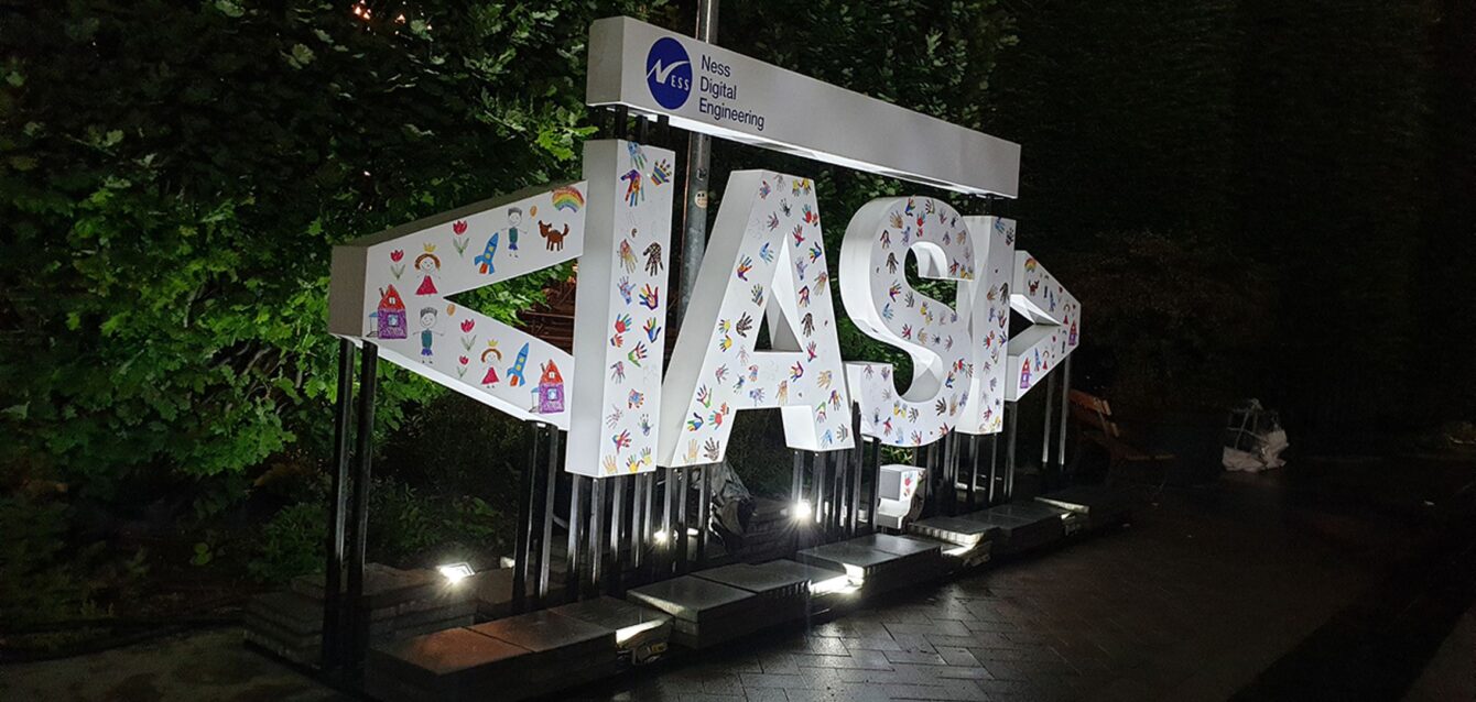 litere volumetrice din aluminiu litere gigant Iasi litere volumetrice din aluminiu litere gigant Iasi