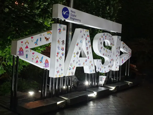 Literele „IAȘI” – proiect urban realizat cu NESS