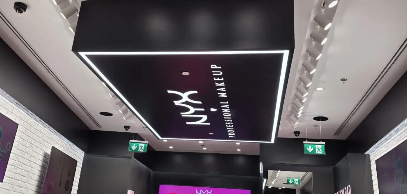 Producție publicitară – semnalistică retail și proiecte naționale
