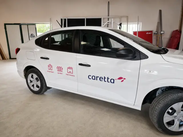 Inscripționări și colantări auto