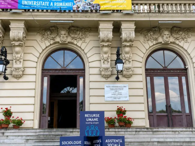 cuburi luminoase iasi