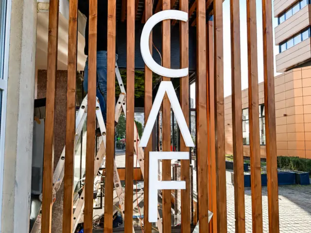 litere volumetrice cafenea
